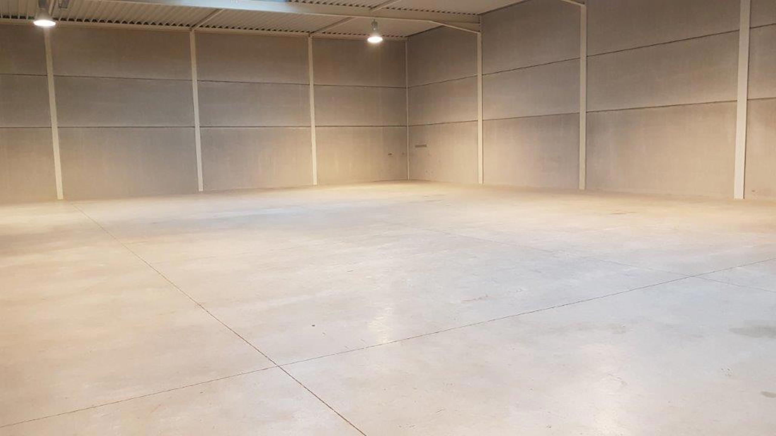 Complex van 9 verhuurde KMO-units jaaropbrengst € 199.000 - foto 2