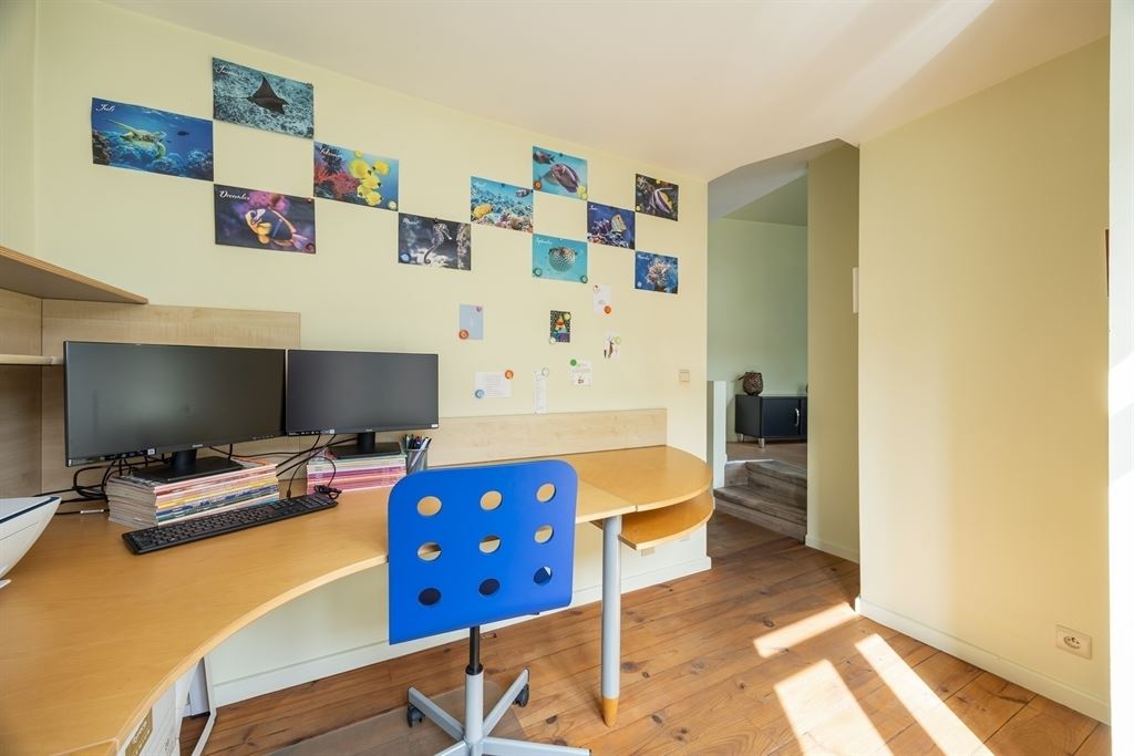 Unieke woning met eclectische gevels en dakterras - foto 5