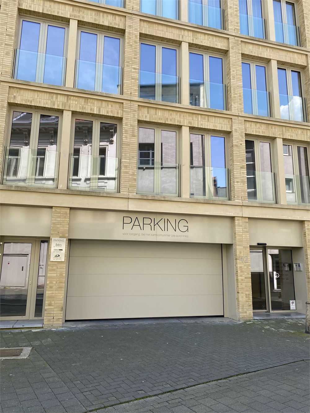 Staanplaats te koop centrum Antwerpen - foto 3