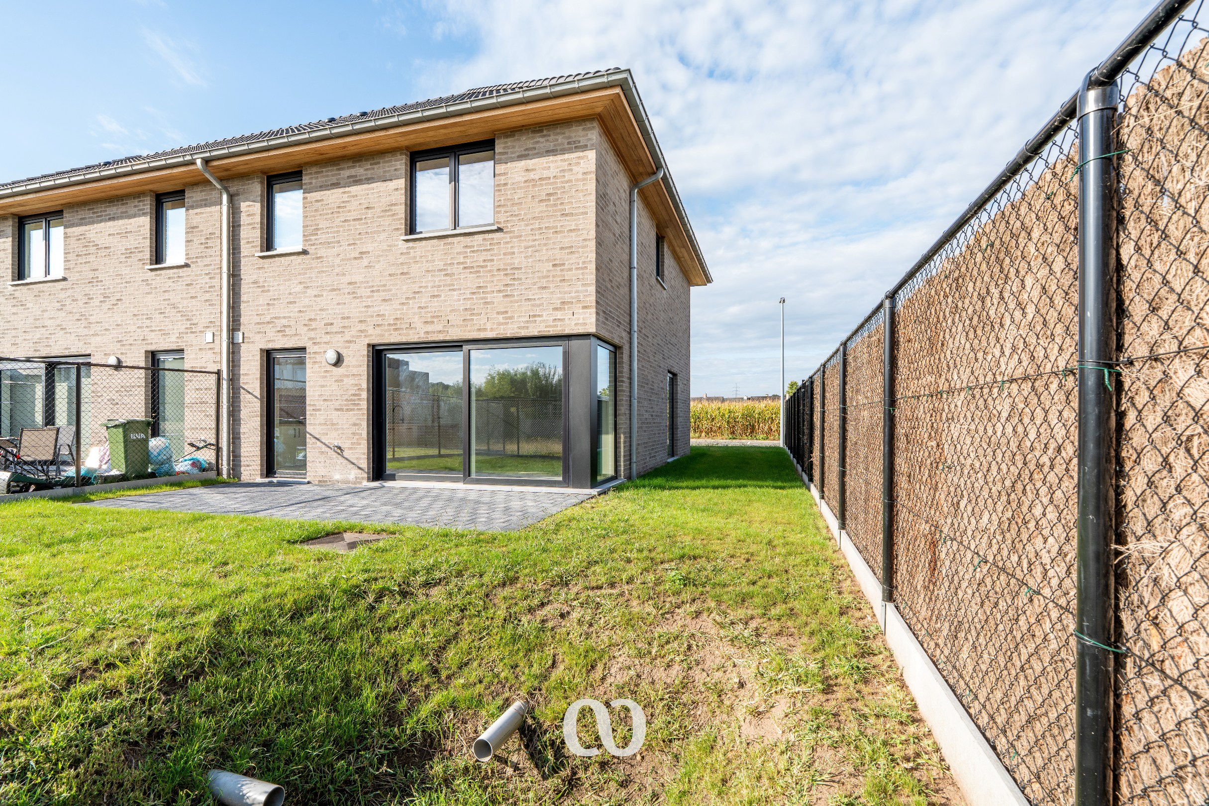 Prachtige nieuwbouwwoningen met 4 slaapkamers en garage - foto 2