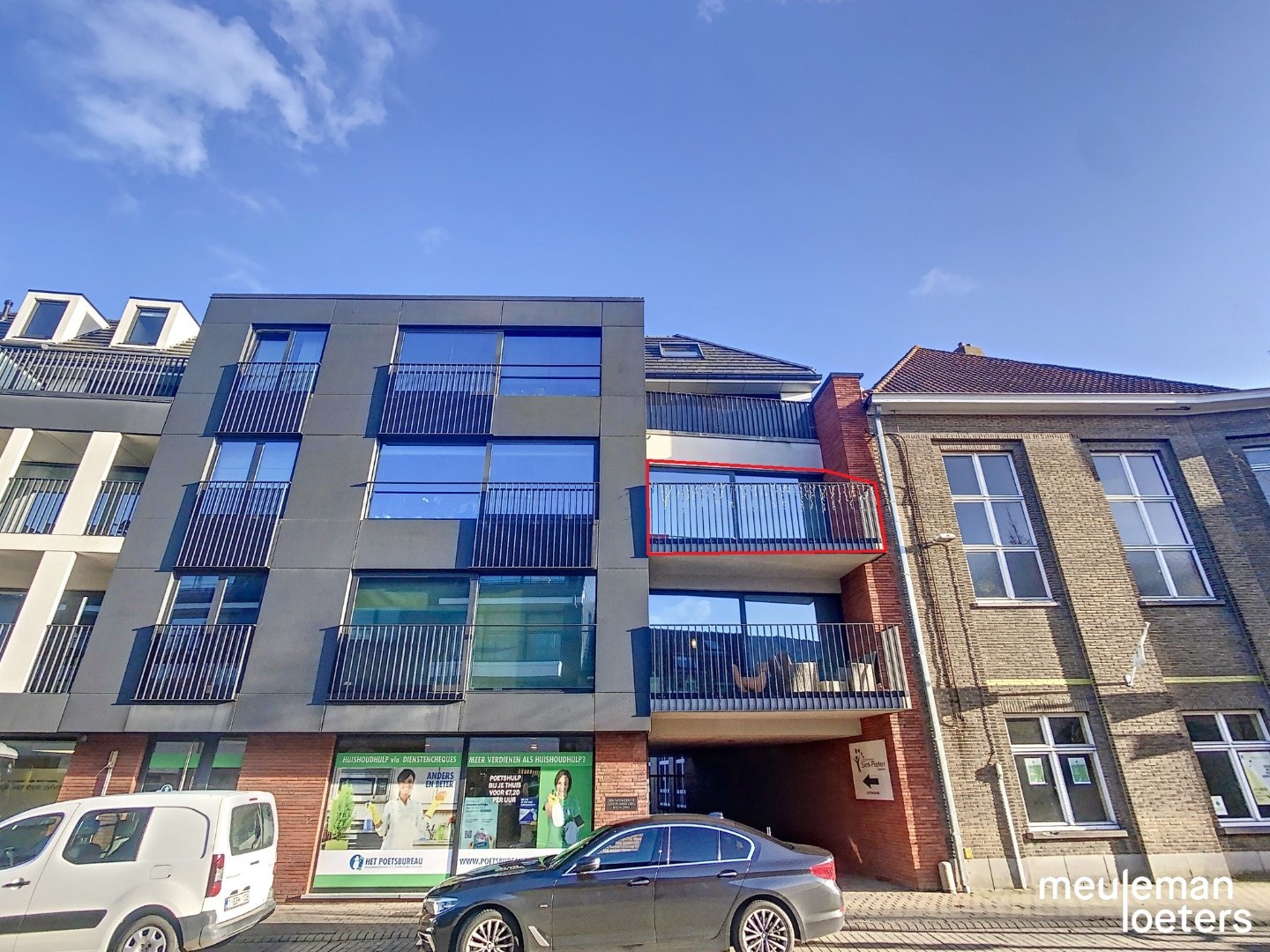 Centraal gelegen appartement met parking - foto 1