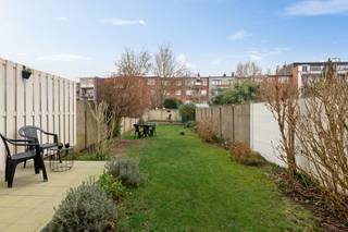 Interesse in dit gelijkvloers appartement met een zonnige tuin om te genieten van de natuur en de stilte?Bekijk de virtuele toer en maak via...