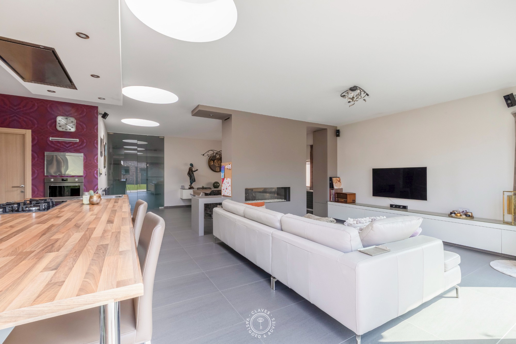 Instapklare woning en ruime tuin in het hart van Vrasene - foto 4