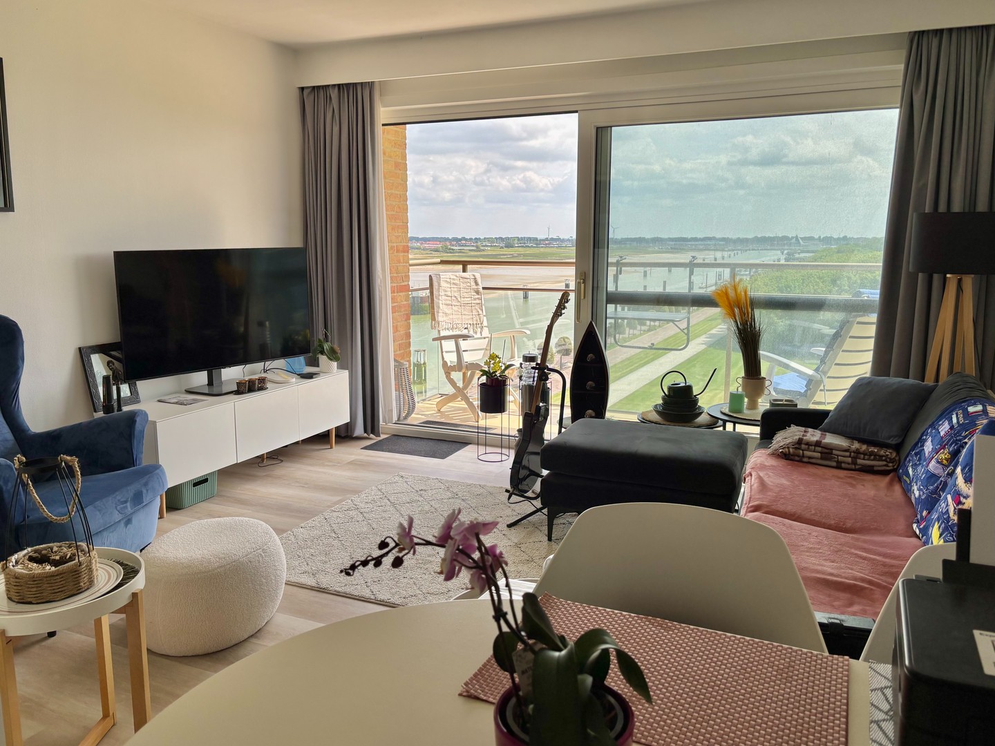 Appartement met adembenemend zicht op de Havengeul, het natuurreservaat en het Maritiem Park - foto 2