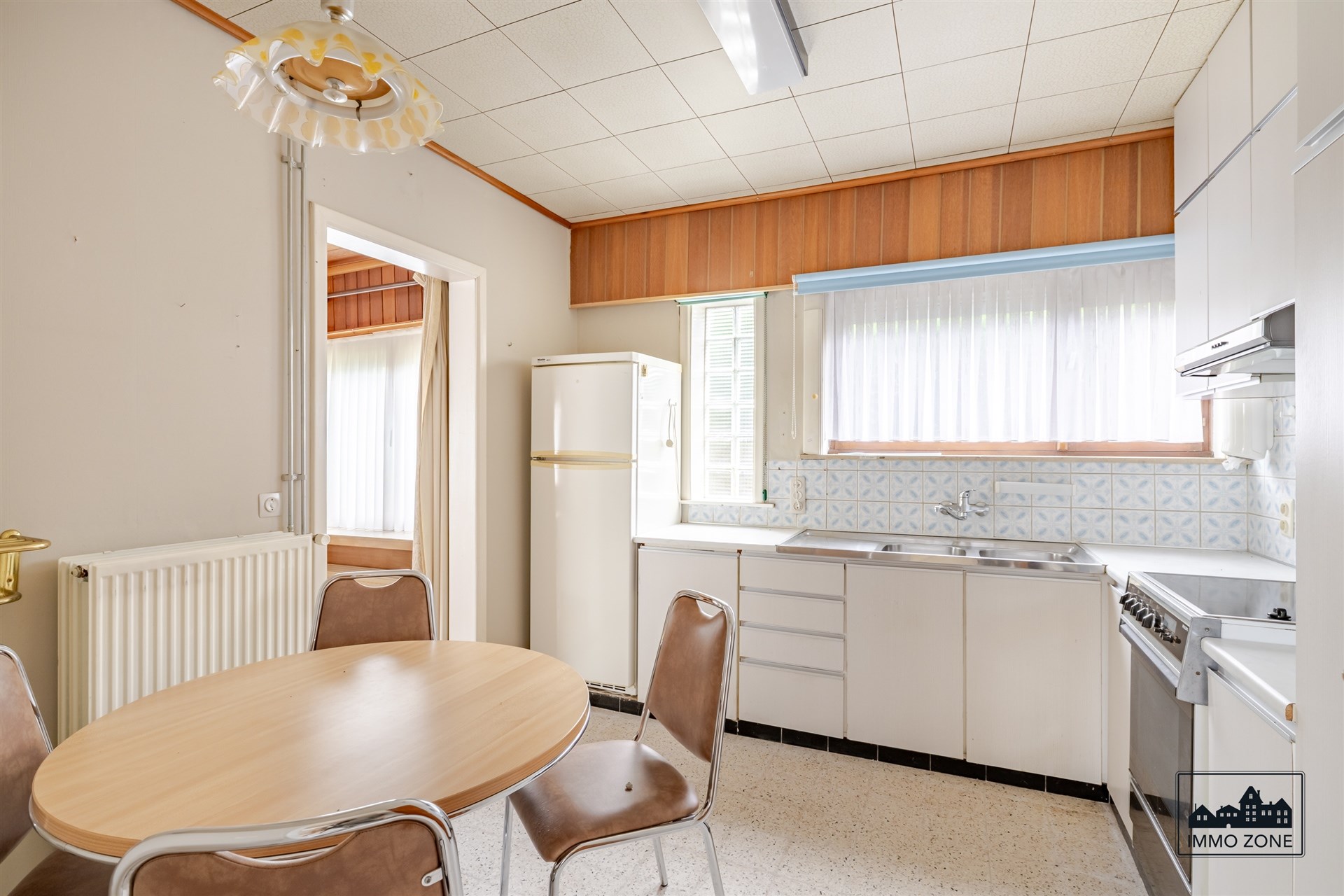 bungalow op goede locatie met 1353 m² grond - foto 4