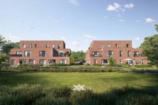 Dit lichtrijke duplex appartement is ideaal gelegen op de eerste en tweede verdieping en geniet er van een prachtig uitzicht op de parktuin en het omliggende groen. De ruime terrassen bieden de hele dag zon en bieden unieke zichten op de nieuwe parktuin waarbij de bestaande, inheemse waardevolle bomen blijven behouden. Het appartement beschikt over drie slaapkamers, een badkamer met ligbad, inloopdouche en lavabo, twee toiletten, een voldoende ruime berging en een bijzonder lichtrijke leefruimte met open keuken, eet- en zithoek. Via beide schuiframen is er een directe toegang tot de zonneterrassen van samen 24m². <br /><br />Ondergronds zijn er ruime parkings en handige bergingen voorzien. Tevens is er een vlot toegankelijke fietsenberging op het gelijkvloers. <br /><br />Het gebouw onderscheidt zich naast haar sublieme ligging en hoogstaande architectuur, door haar lage energiefactuur en duurzaam karakter. Zo krijgt u een combinatie van vloerverwarming met warmtepompen en een sterke akoestische en thermische isolatie. Bovendien worden de appartementen uitgerust met een ventilatiesysteem met warmterecuperatie.<br /><br />Verlaagd BTW-tarief van 6% mogelijk op de volledige constructiewaarde. <br /><br />Benieuwd naar dit rustig gelegen project vlakbij het centrum van Merelbeke? Van harte welkom voor een individuele rondleiding.