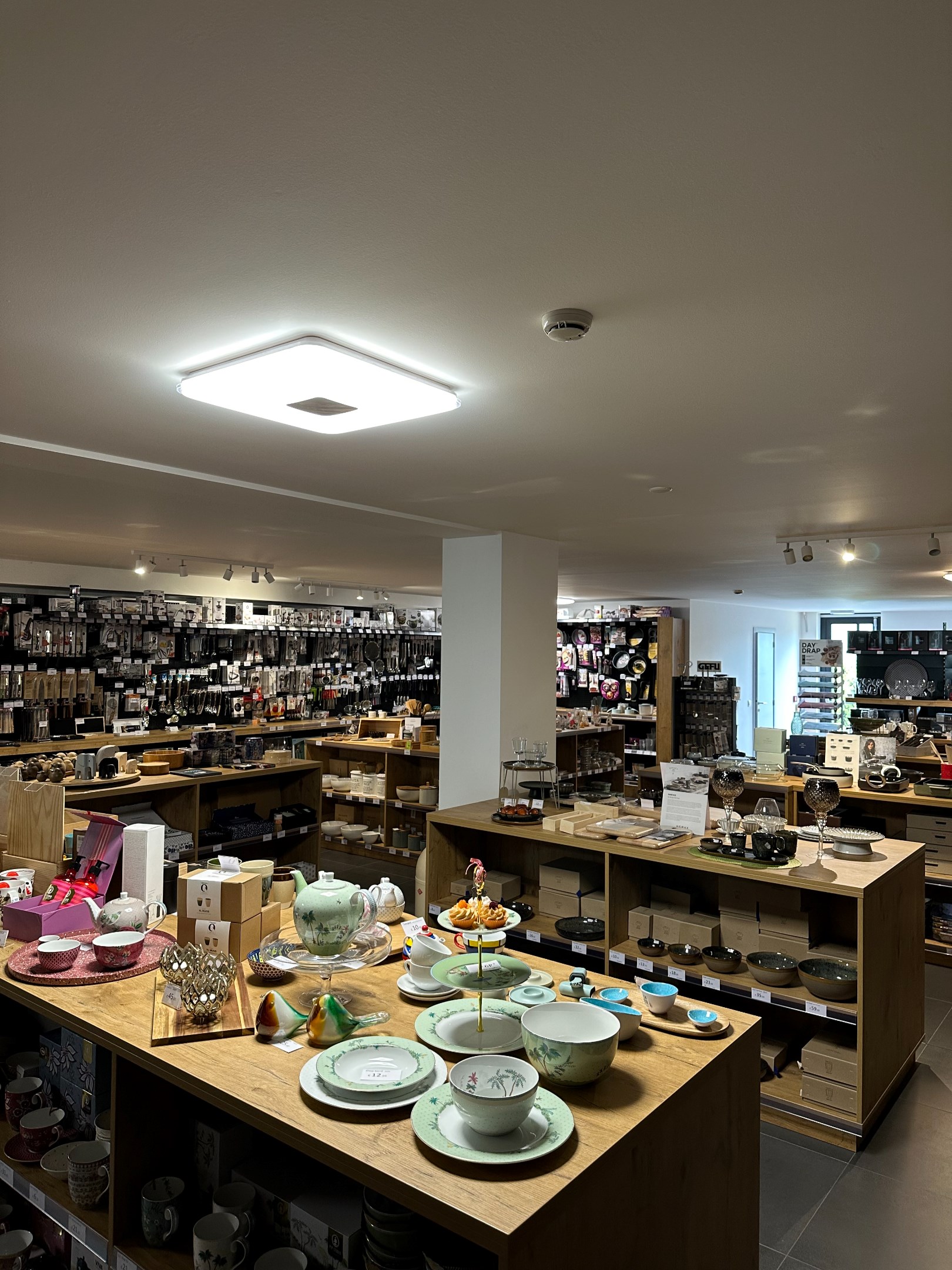 Commerciële ruimte in het centrum van Oud-Turnhout met een opp. van ca 190m² met tuin - foto 4