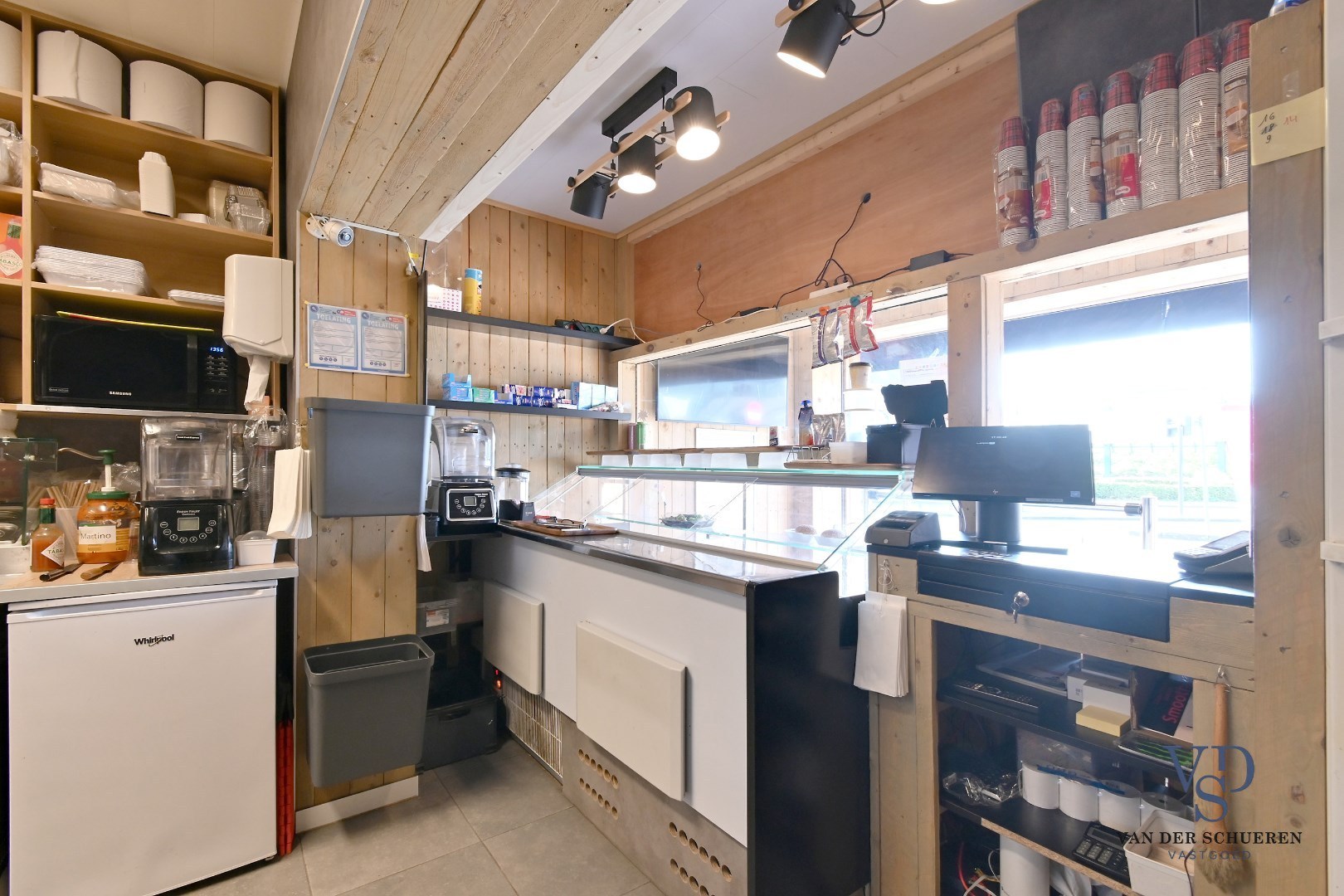 Handelspand met woonst - Topligging. - foto 2