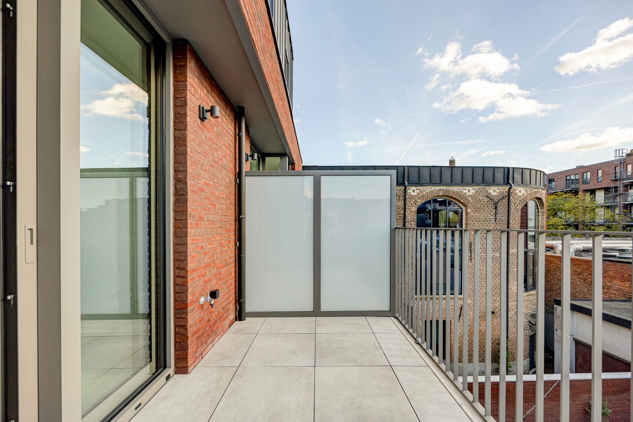 Modern en lichtrijk nieuwbouwappartement op toplocatie - foto 5