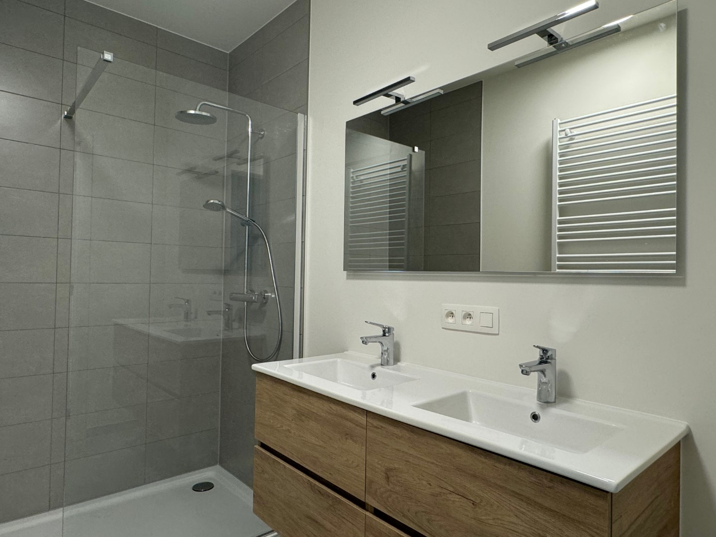 Instapklaar nieuwbouwappartement nabij het centrum van Veurne - foto 5