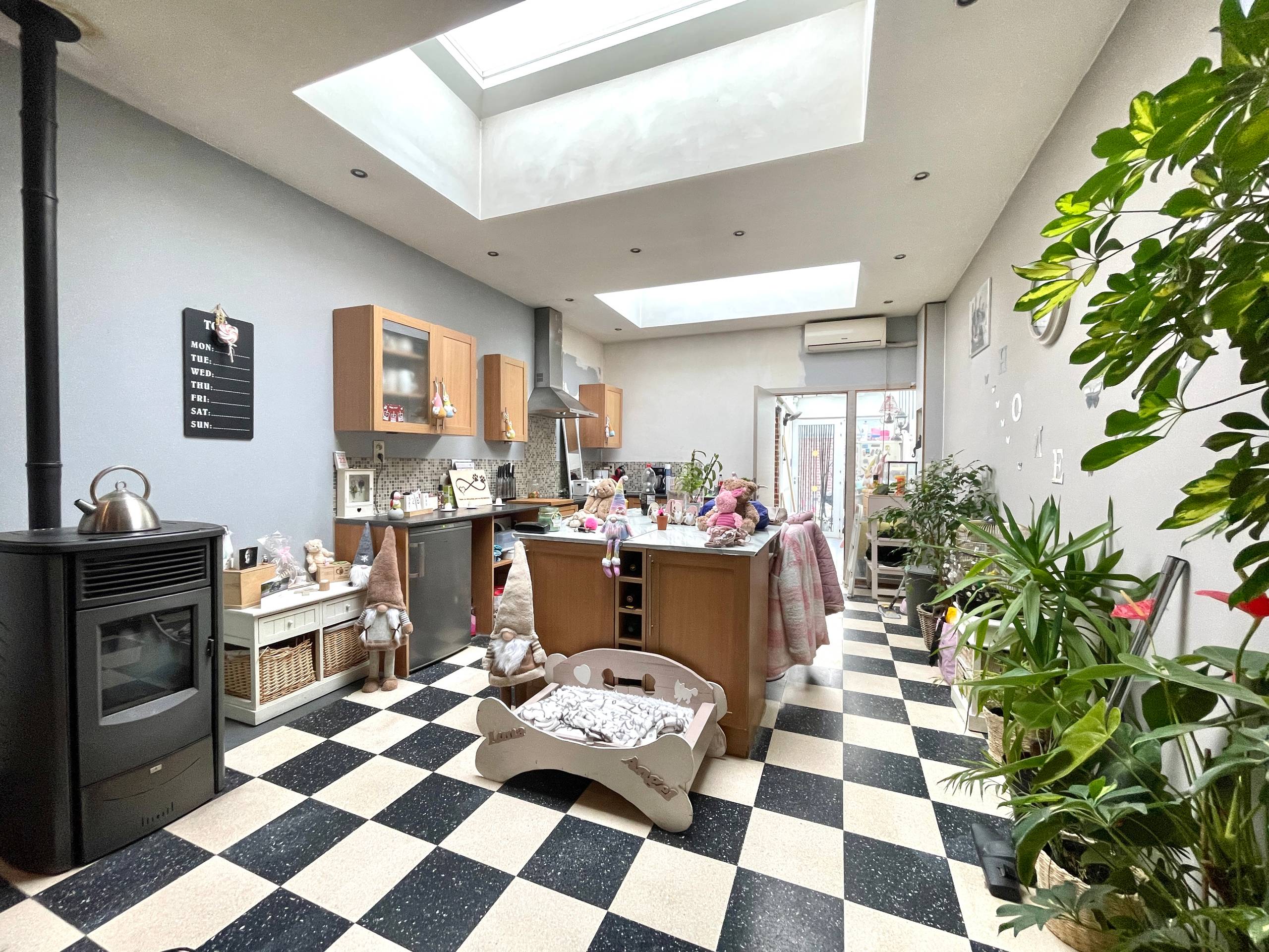 Menen - Ruime woning met 4 slaapkamers in het centrum - foto 4