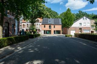 Gloednieuwe woning op een rustige locatie te Essen-centrum, in de nabijheid van alle nodige voorzieningen! De woning wordt volledig afgewerkt en...
