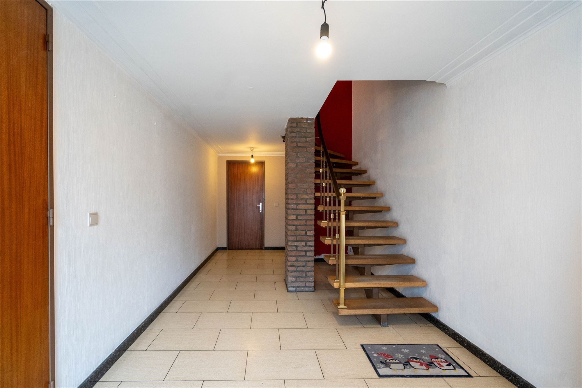 Ruime bel-étage woning met garage! - foto 5