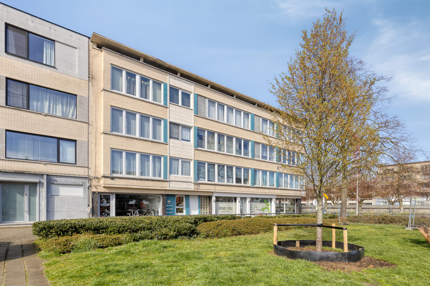 Instapklaar handelspand/kantoor op Linkeroever - photo 2