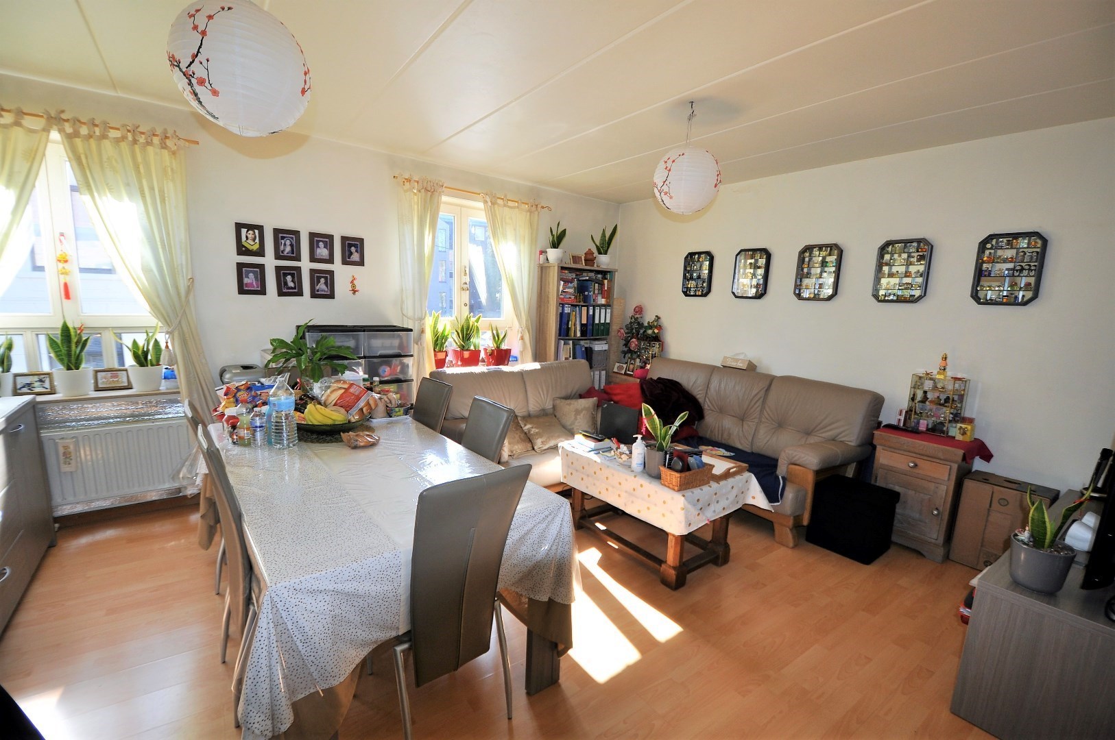 Kleinschalig / autonoom gebouw in hartje Brugge bestaande uit 2 appartementen - foto 2