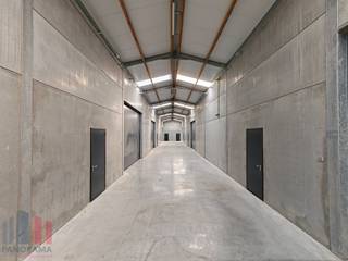 Opslagloods van 488 m² te huur, vlot bereikbaar en volledig uitgerust. Deze praktische opslagruimte is toegankelijk via een...