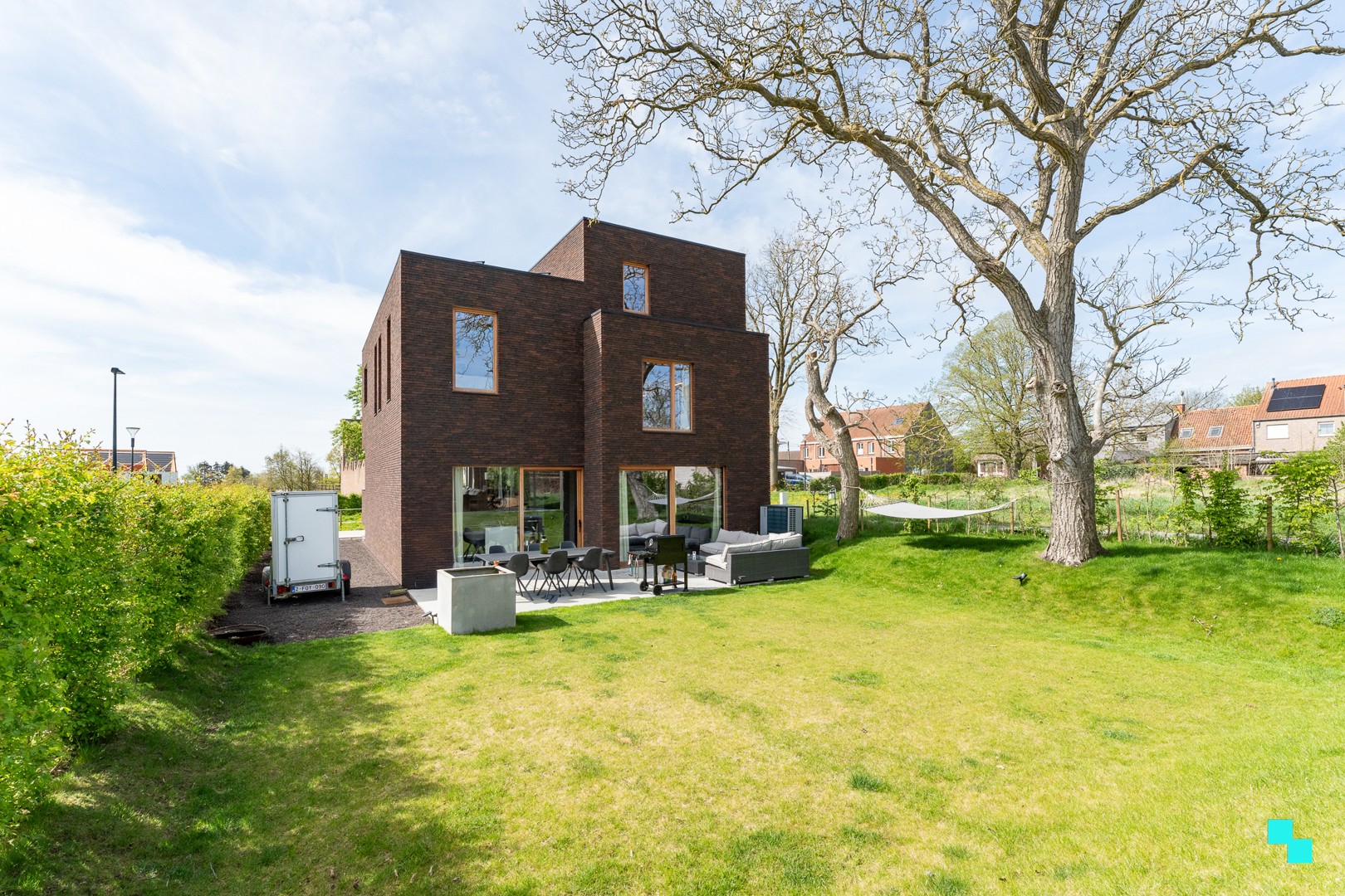 Architecturale (quasi)nieuwbouwwoning op rustige verkaveling te Lendelede - foto 2