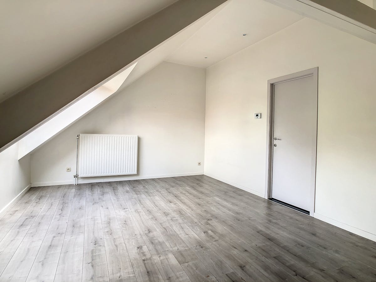 Penthouse d'une chambre à louer dans le centre d'Essen ! - photo 5