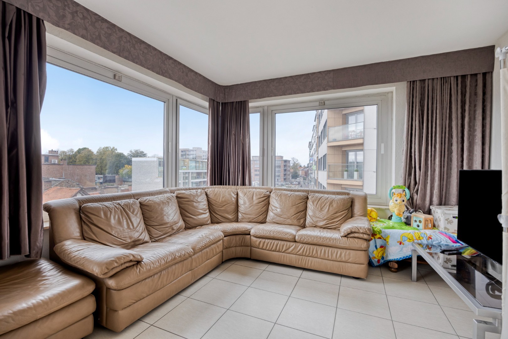 Wonen in een gezellig appartement met open zicht over de stad + garage mogelijk - foto 5