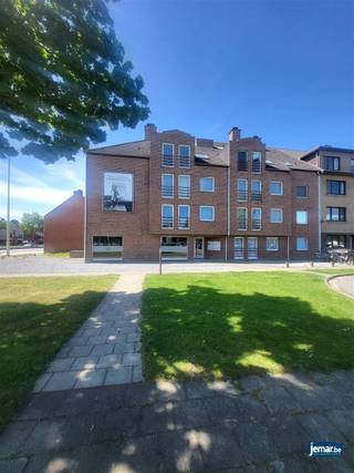  Studio-appartement in Diepenbeek Wij bieden een gezellig studio-appartement aan, gelegen op de vierde verdieping in een rustige residentie in...