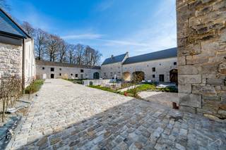 Située dans le paisible hameau de Himbe (Ouffet), dans un environnement calme et verdoyant tout en étant à 5 minutes de toutes les commodités,...