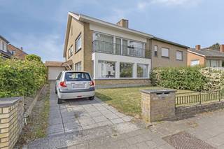Deze opbrengsteigendom, gelegen langs de Abdijbekestraat in het gegeerde Sint-Andries, biedt een combinatie van ligging, ruimte en functionaliteit...