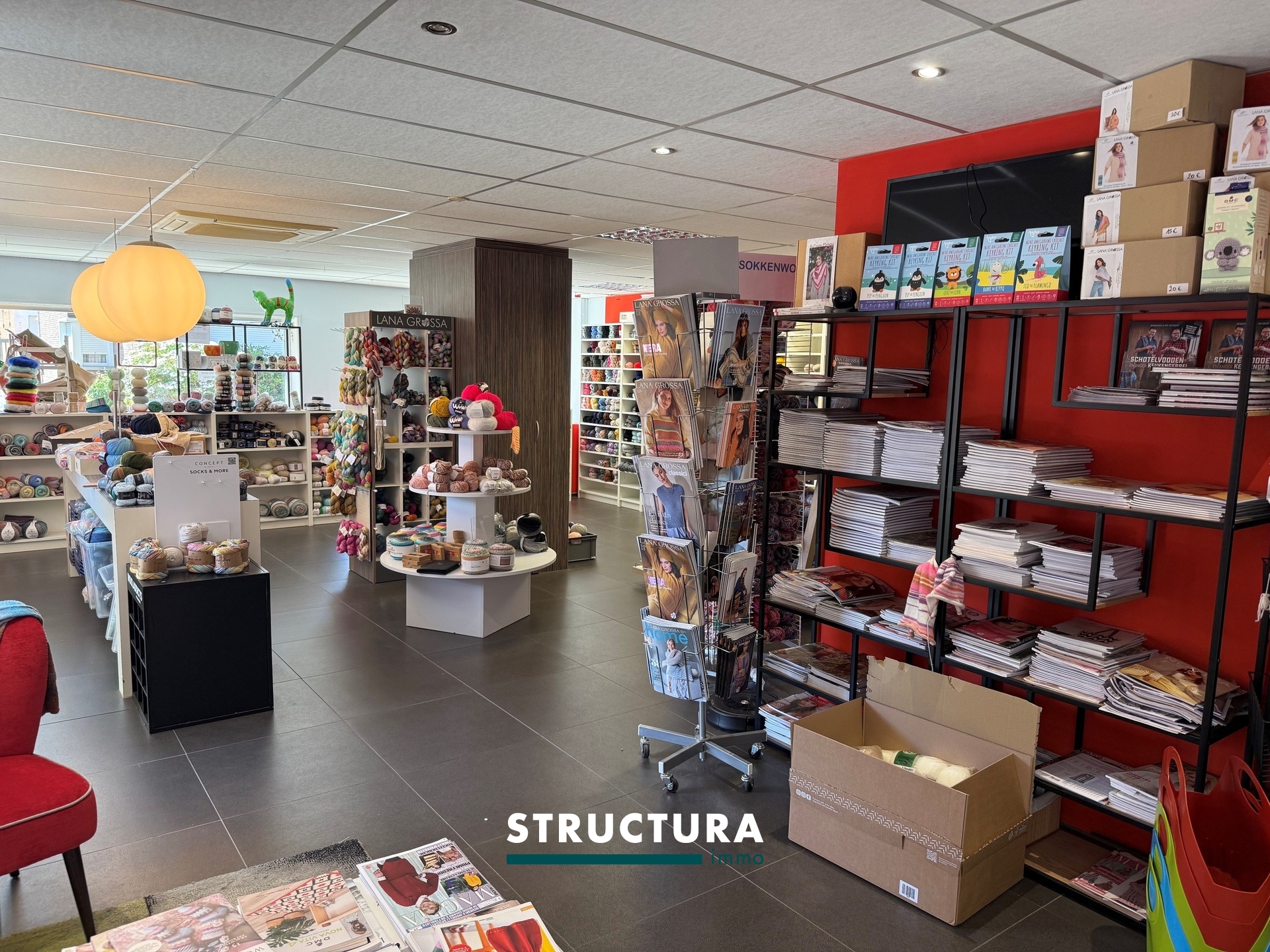 Ruime winkelruimte +/- 250 m² - foto 4