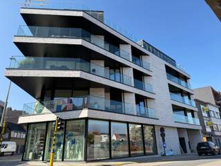 Dit appartement met 3 slaapkamers is gelegen op de 2de verdieping in Residentie Plume in het hart van Asse.Het appartement omvat een leefruimte met...