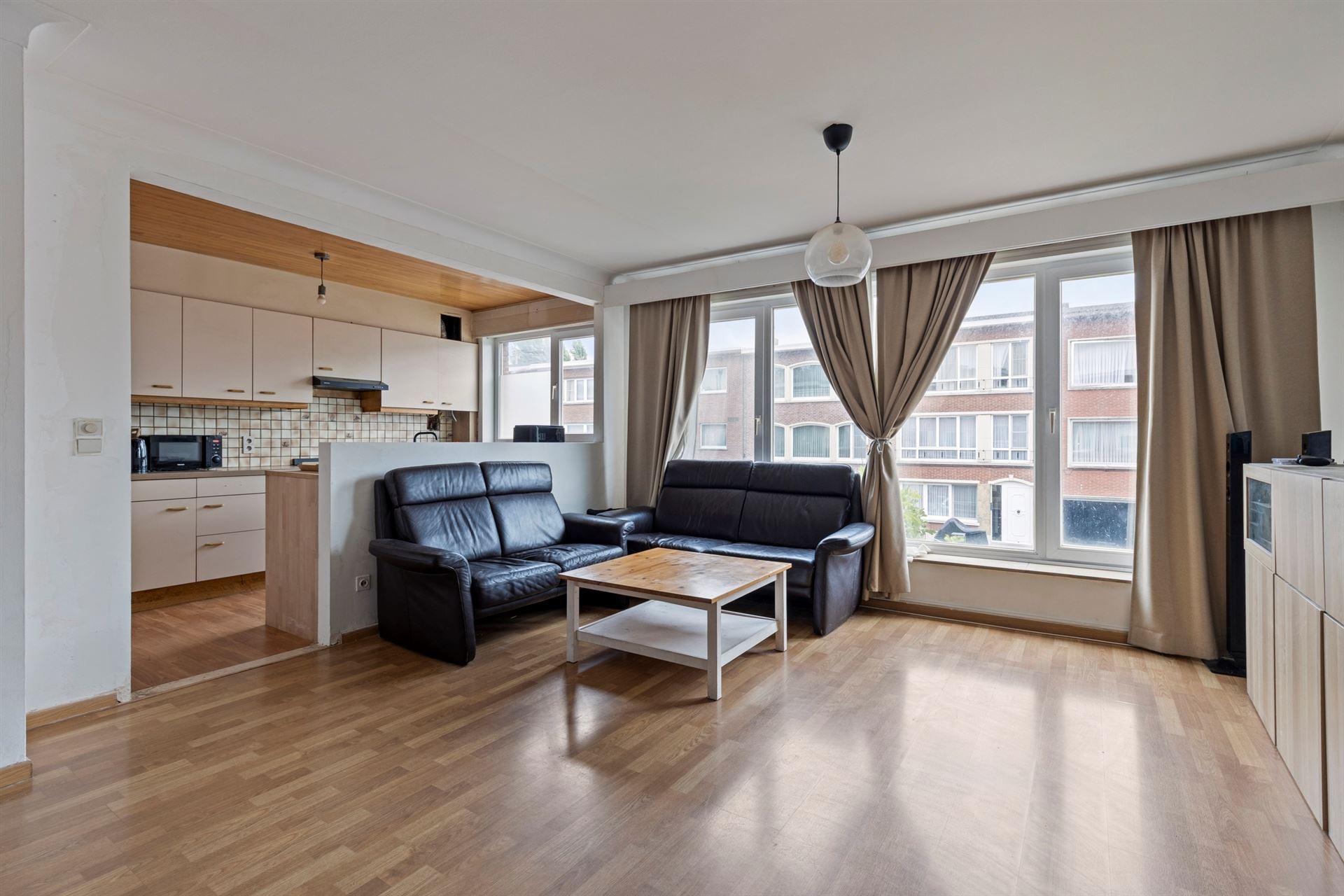 Appartement met 2 slpks en bureau in een klein gebouw - foto 4