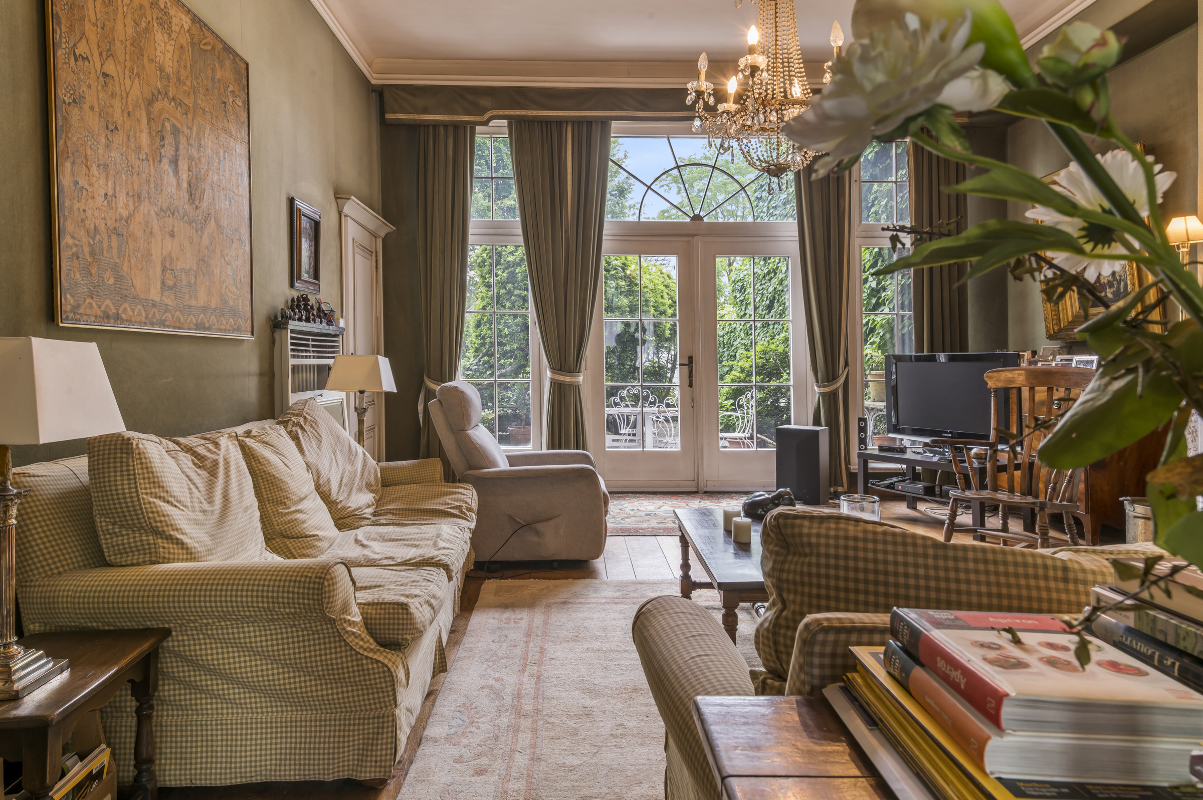 Unieke herenwoning met prachtig uitzicht op een toplocatie! - foto 1