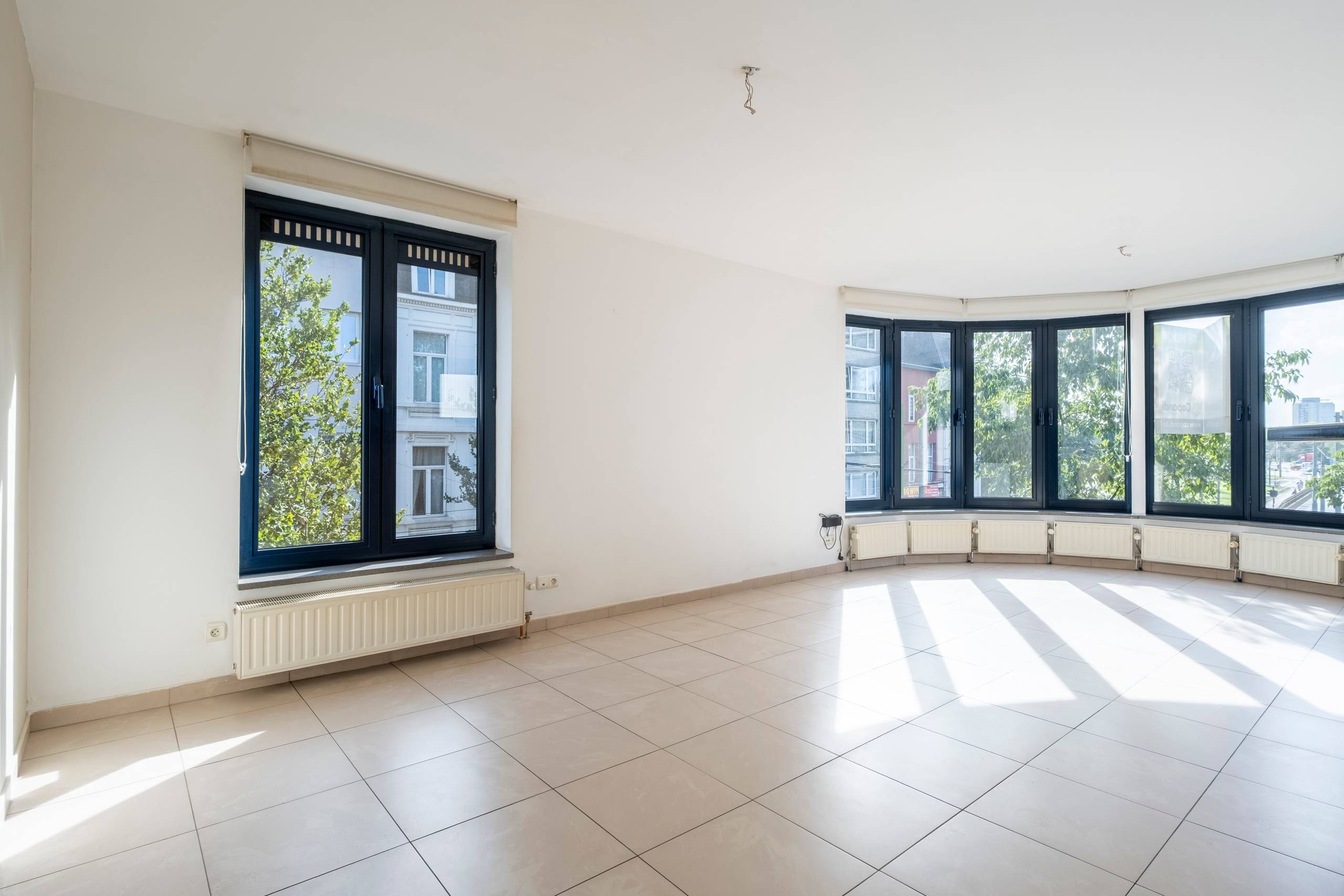 Strategisch 1 slk appartement nabij het Zuid! - foto 4
