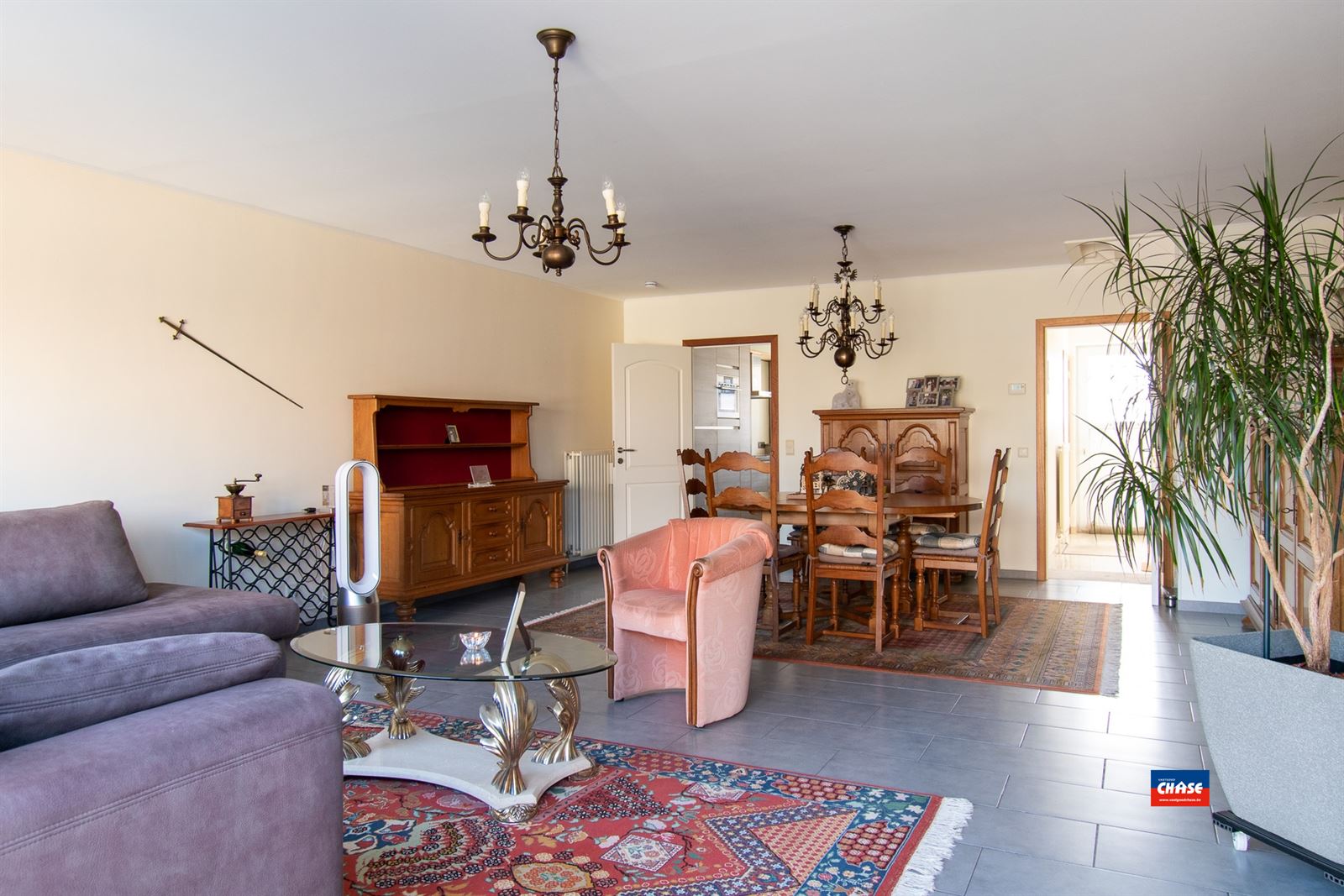 Instapklare gezinswoning met 3 slaapkamers en tuin - foto 5