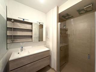 Dit appartement op de tweede verdieping maakt deel uit van een centraal gelegen nieuwbouwproject met residentieel karakter, nabij omliggende...