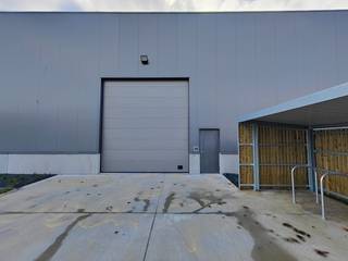 Nieuwe KMO-unit met een oppervlakte van 823 m². De nieuwe KMO-ontwikkeling 'PORTIS' bestaat uit 49 KMO-units met oppervlaktes tussen 164 m² en...