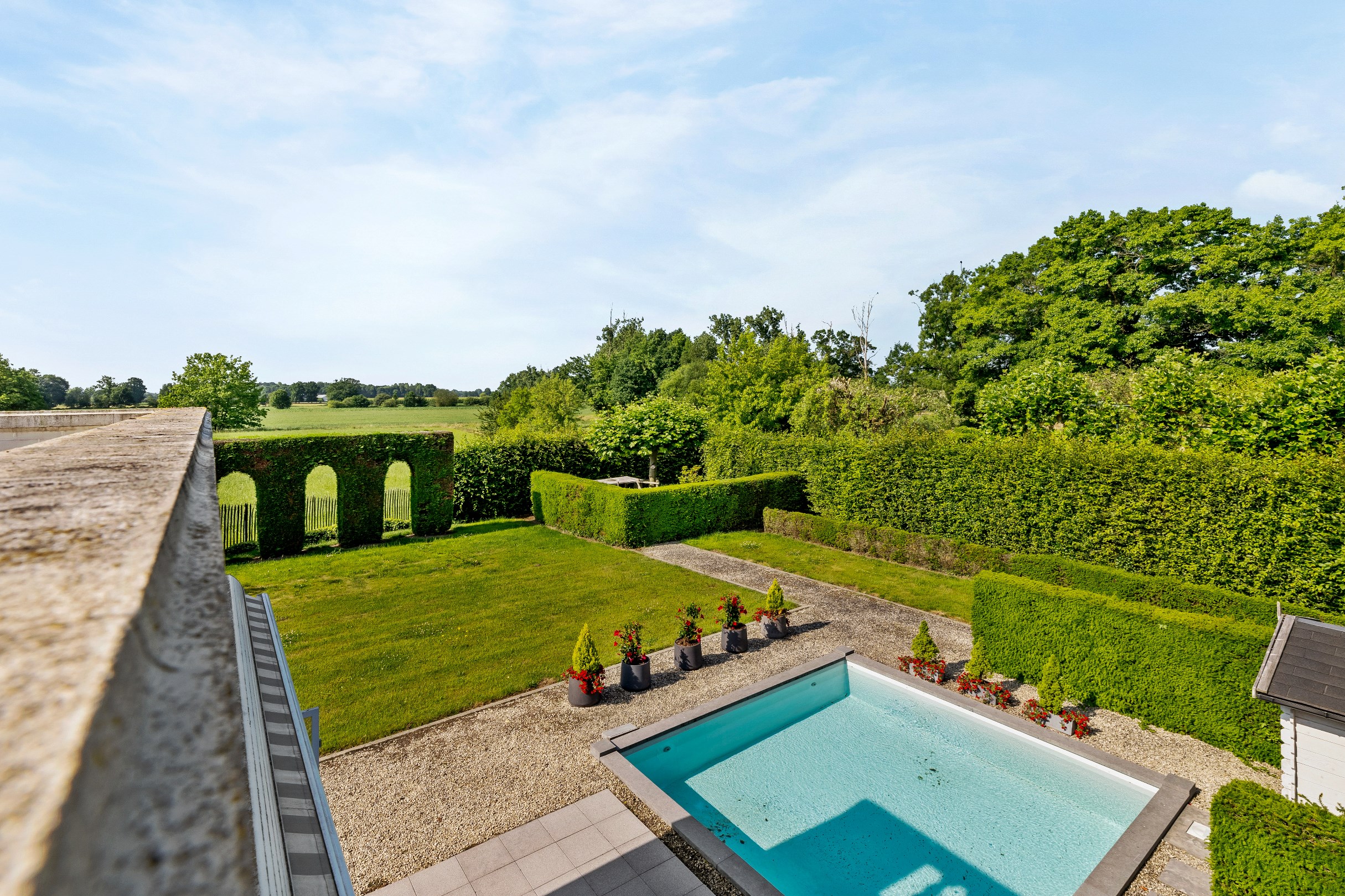 Ruime commerciële winkelruimte van 485m2 gelegen op een top zichtlocatie te Spalbeek. - foto 5