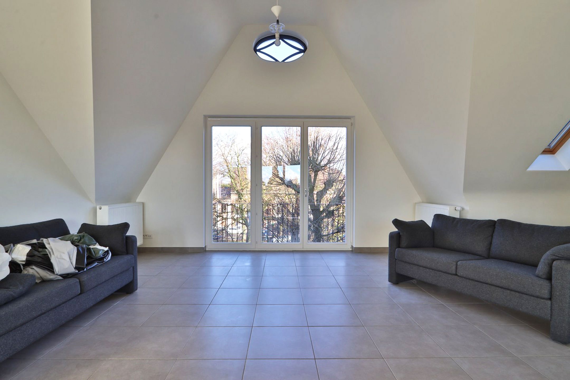 Lichtrijk 2-slpk app. met terras op TOPligging in Haasdonk - foto 5