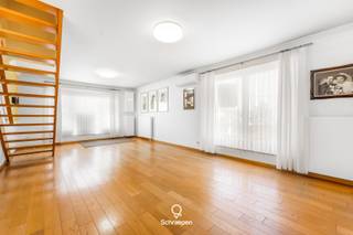 We vinden dit energiezuinig appartement met een bewoonbare oppervlakte van maar liefst 110m², 3 slaapkamers en een royaal terras terug in het...
