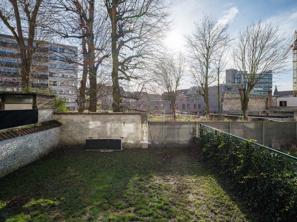 Instapklaar 2 slaapkamer appartement met terras en zonnige tuin - foto 5