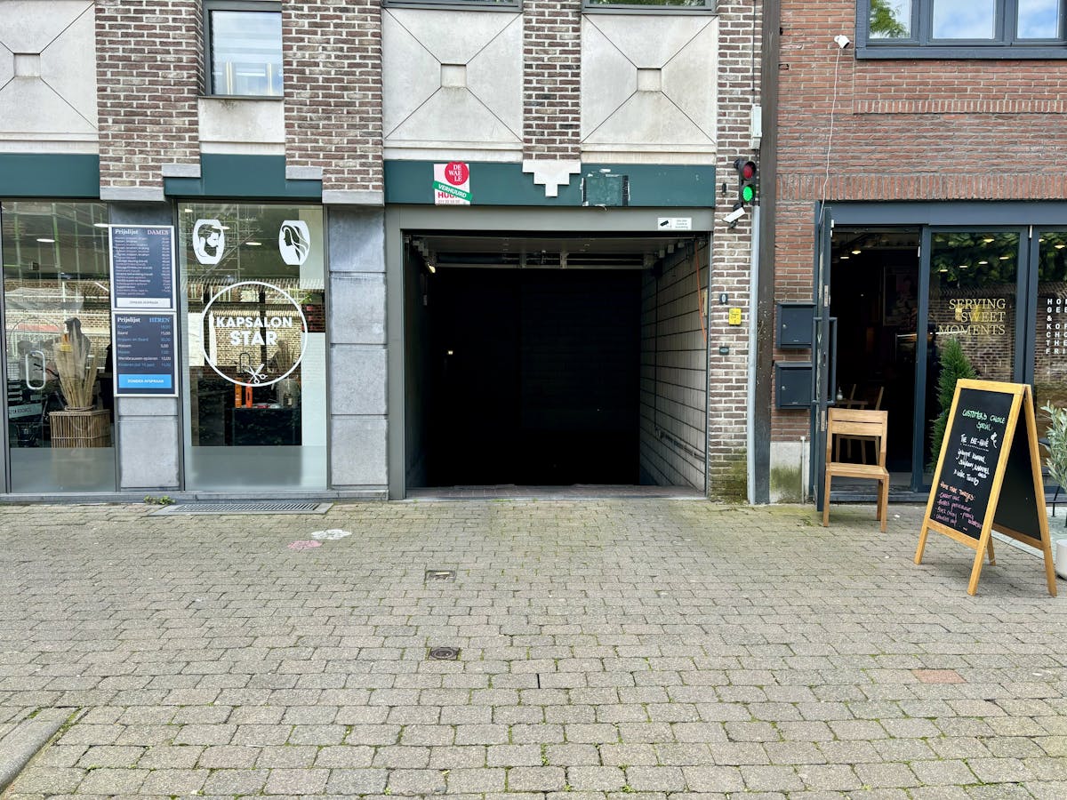Ondergrondse autostaanplaats te huur in het centrum van Hasselt - foto 3
