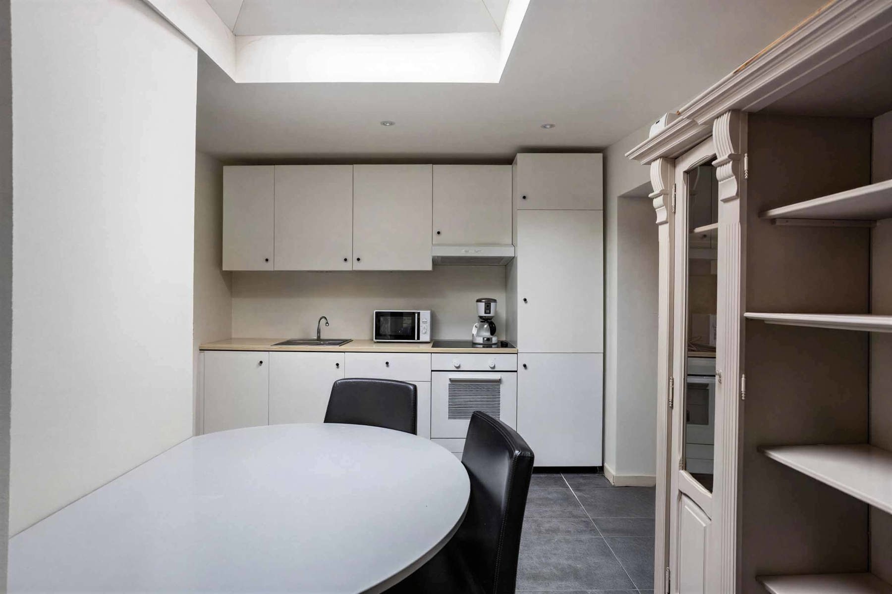 Instapklare, volledig gerenoveerde woning in centrum - foto 2