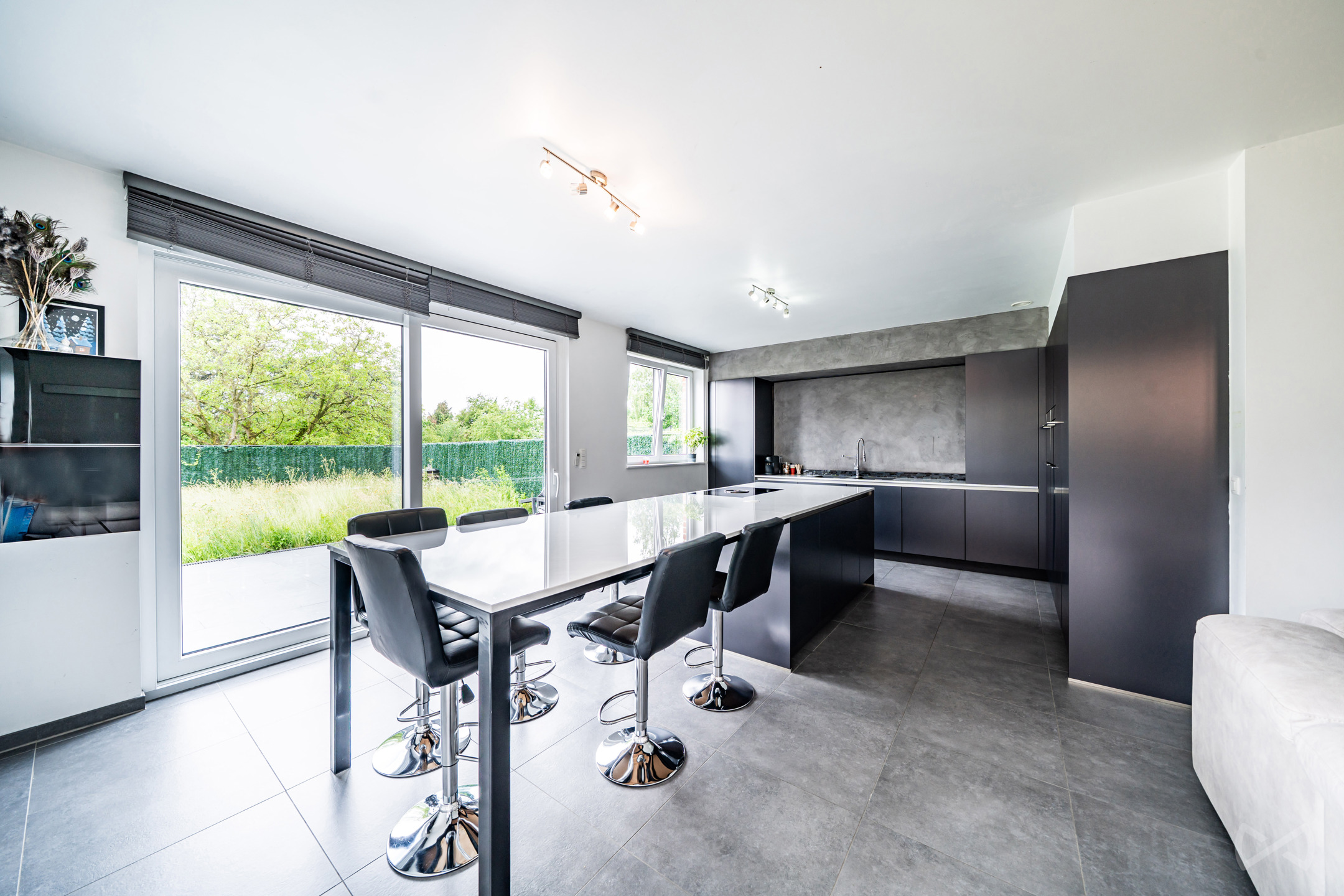 Goed gelegen woning in Grimbergen - recente constructie - foto 4