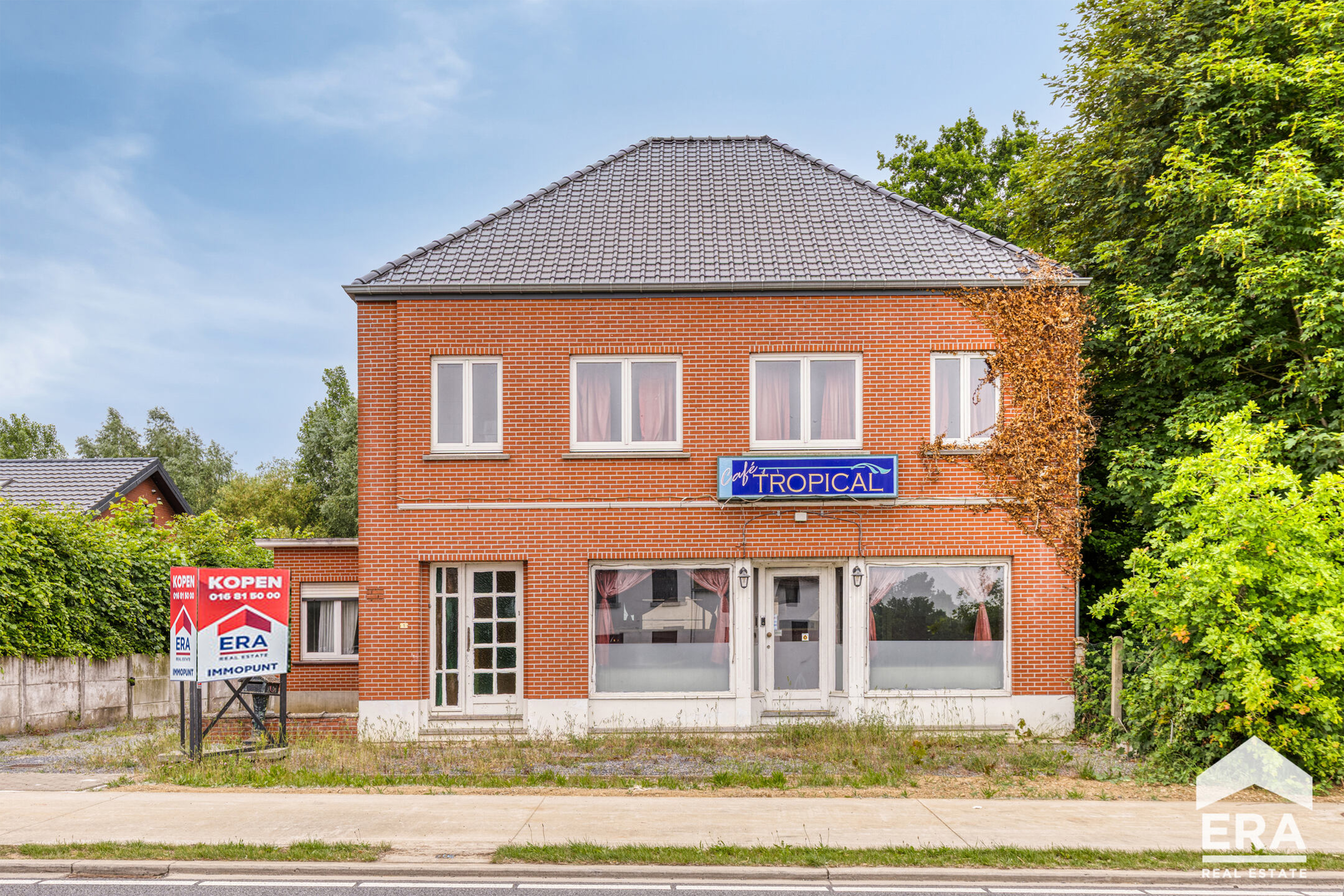 De vraagprijs is een vanafprijs. U kan bieden vanaf dit bedrag. Elk bod wordt onmiddellijk overgemaakt aan de eigenaars.Veelzijdig gebouw op...