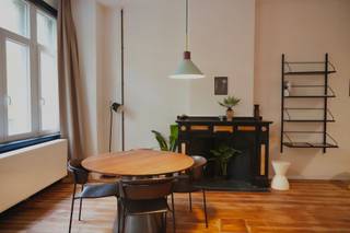 Dit leuke éénslaapkamerappartement staat te koop!Altijd al willen wonen met een tikkeltje extra luxe? Dan is dit appartement van 81 m², met...