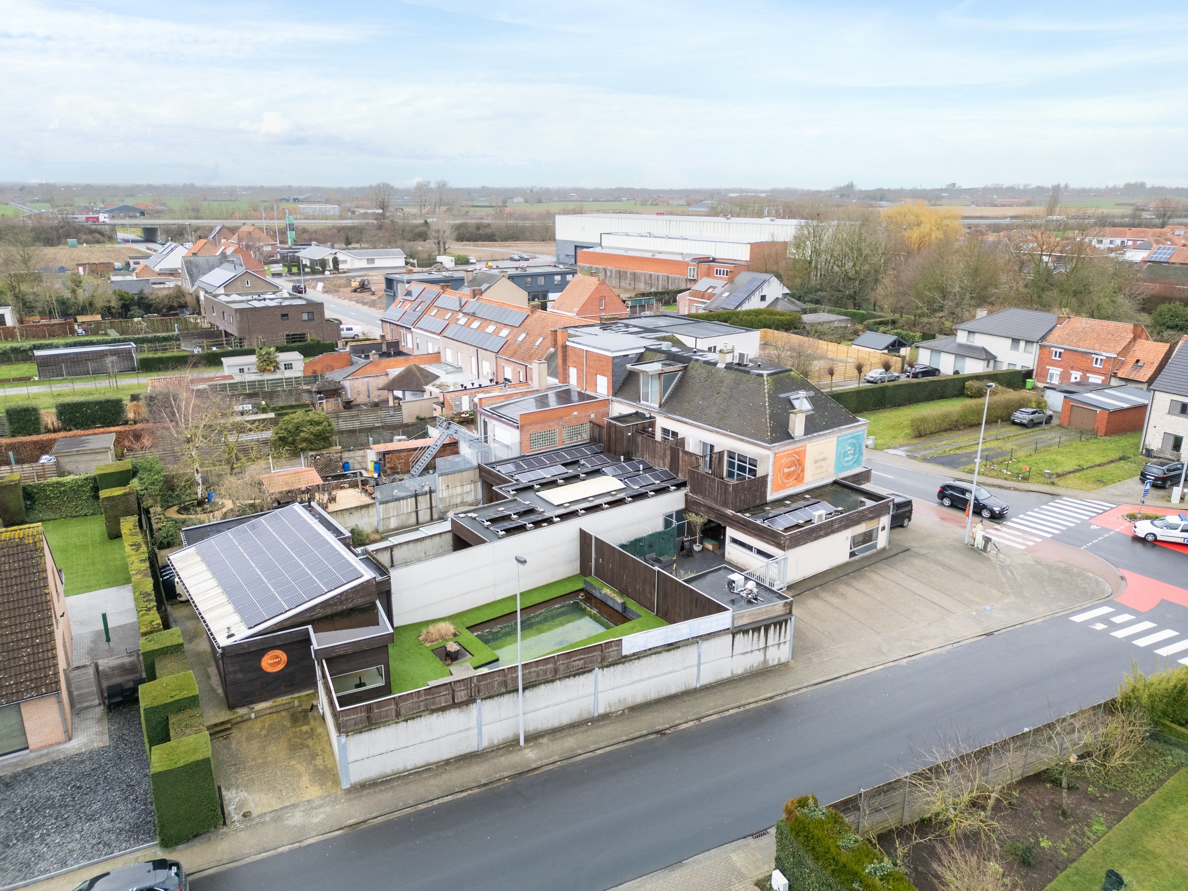 Gunstig gelegen hoekpand op 1027m² - photo 2