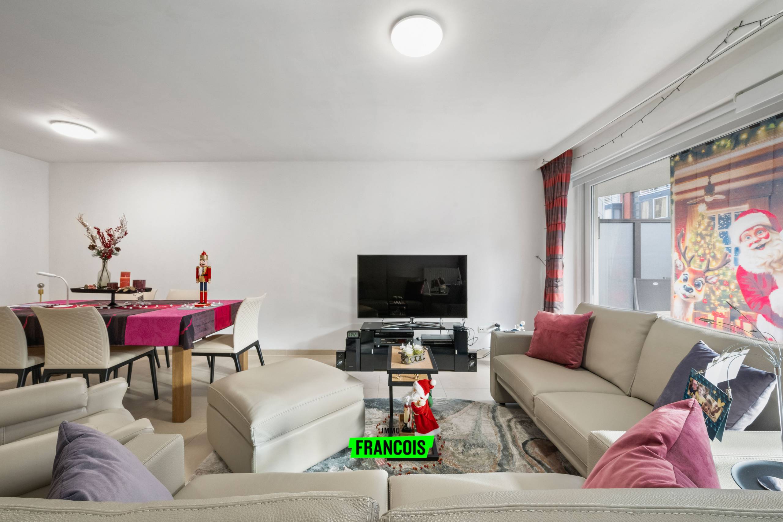 Tweeslaapkamer appartement in hartje Oostende. - foto 3