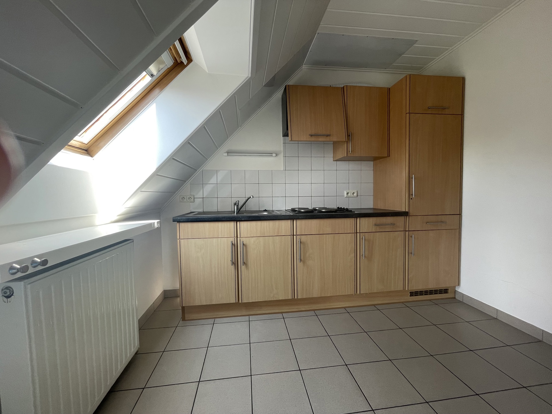 Penthouse met 1 slaapkamer en autostaanplaats te huur - foto 5