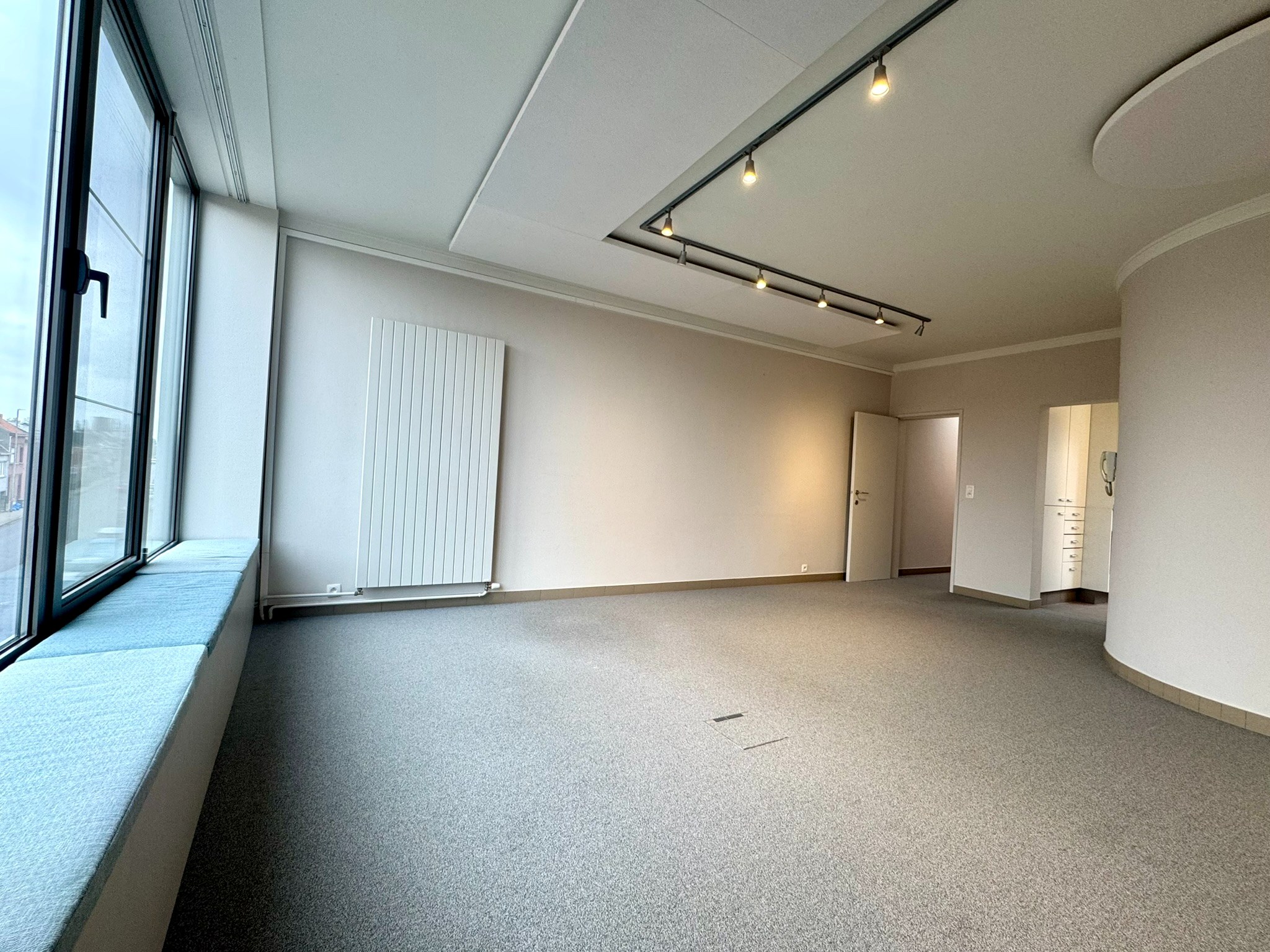 Appartement van ca. 80 m² met 1 slaapkamer en bureaukamer - foto 4