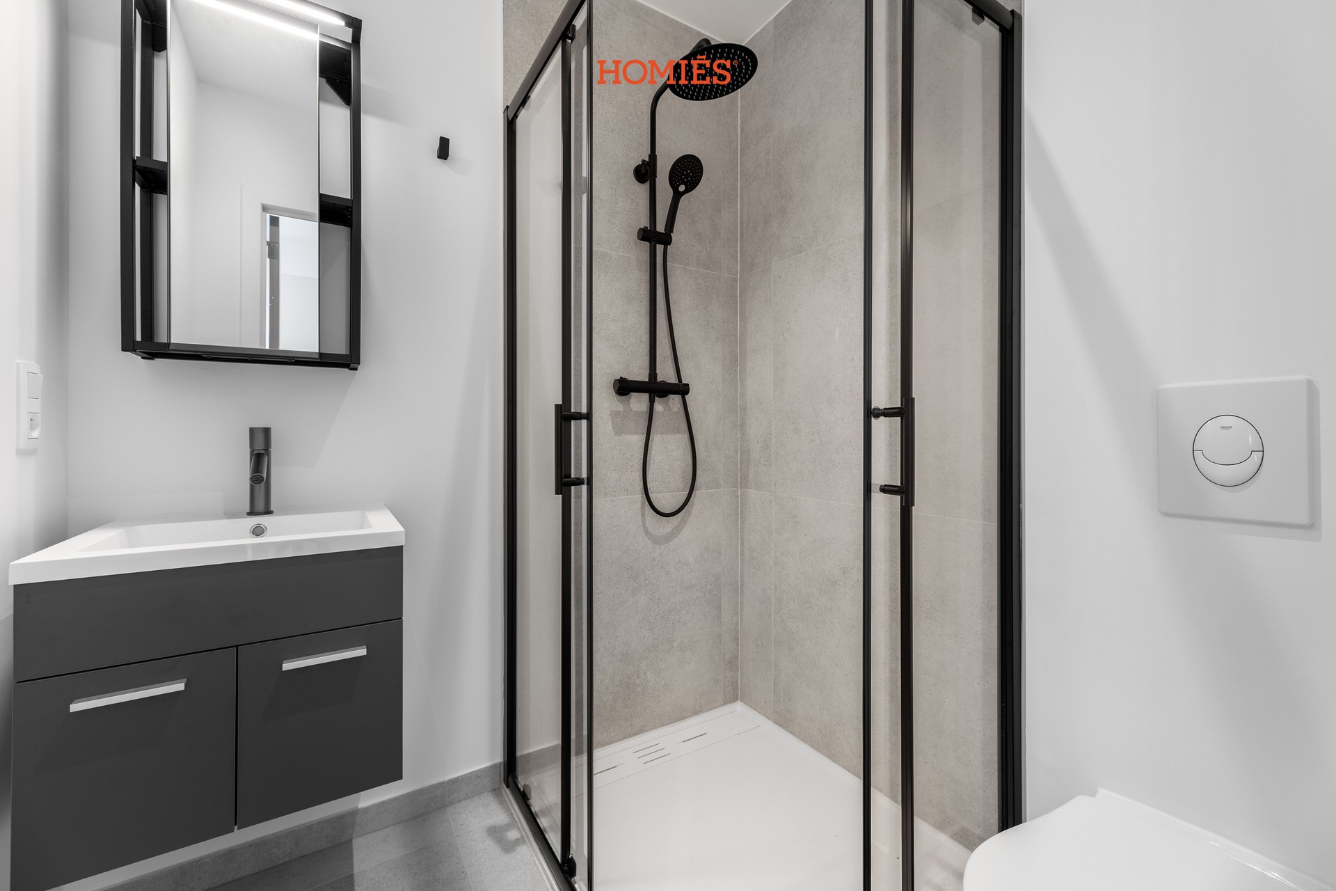 Karaktervolle dakkamer met eigen sanitair - foto 5