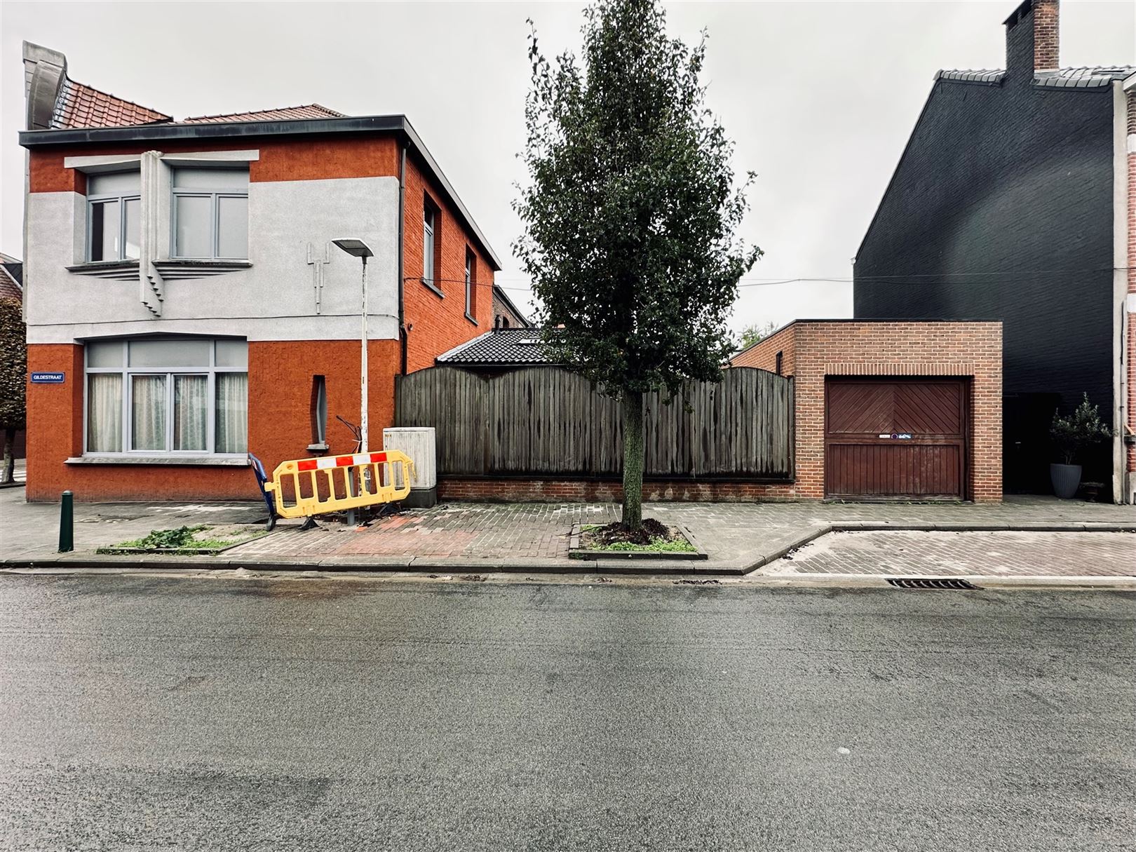 Karaktervolle woning met garage - foto 4