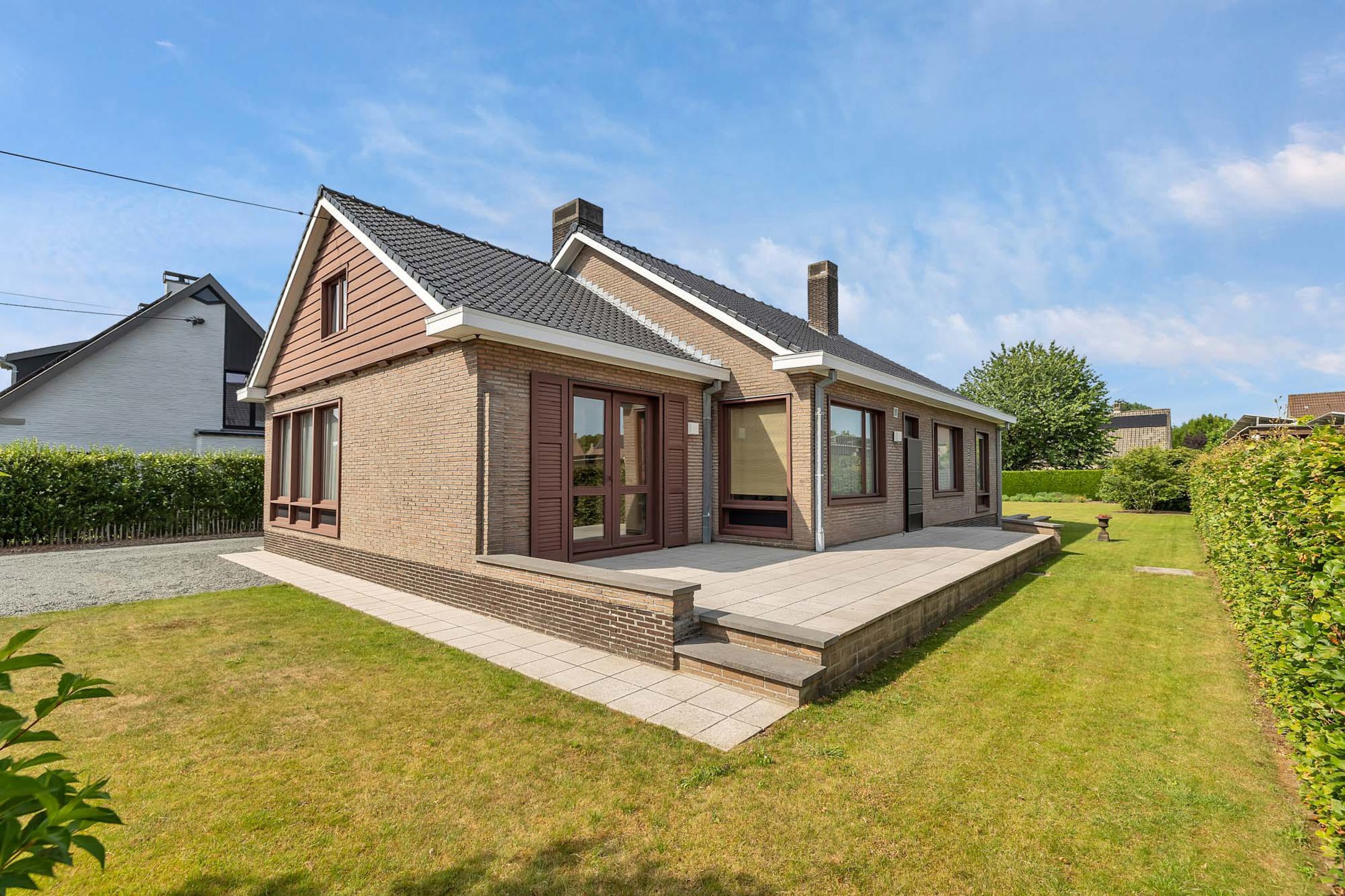 Statige villa op ruim perceel te Sint-Martens-Leerne (Deinze) - foto 3